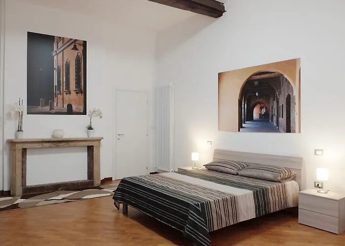 Centro Storico פררה