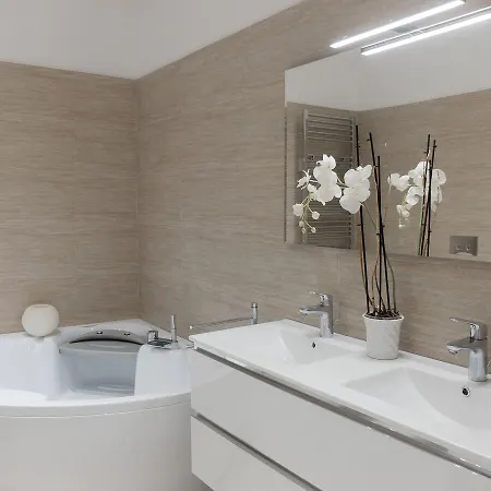 בית הארחה Centro Storico פררה